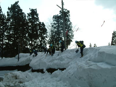 雪庇落とし